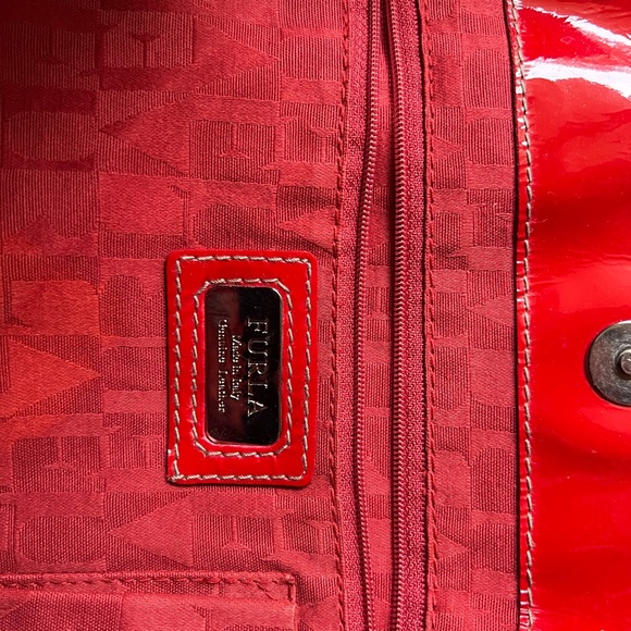 FURLA April Red Patent Leather Handbag limited edition - Picture 4 of 9